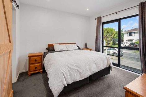 Photo of property in 1 Bullmore Place, Pukehangi, Rotorua, 3015