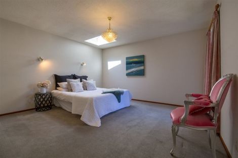 Photo of property in 4 Stirling Street, Merivale, Christchurch, 8014