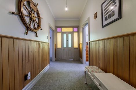 Photo of property in 42 Campbell Street, Geraldine, 7930