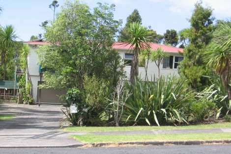 Photo of property in 97 Verran Road, Birkenhead, Auckland, 0626
