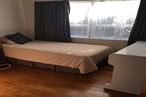 Photo of property in 29 Andrew Road, Howick, Auckland, 2010