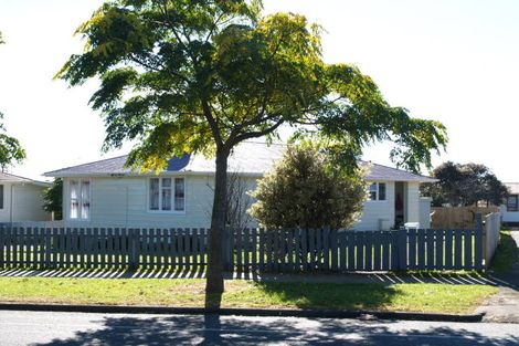 Photo of property in 61 Vine Street, Mangere East, Auckland, 2024