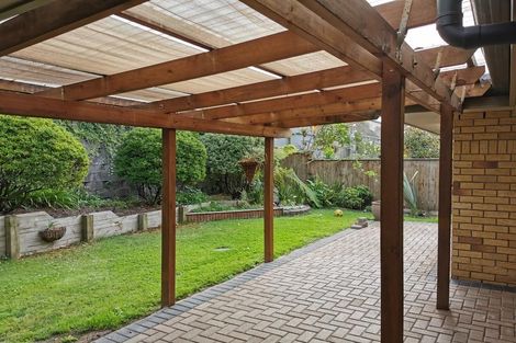 Photo of property in 9 Gortin Close, East Tamaki, Auckland, 2013