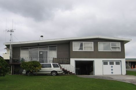 Photo of property in 35 Seaway Terrace, Otumoetai, Tauranga, 3110