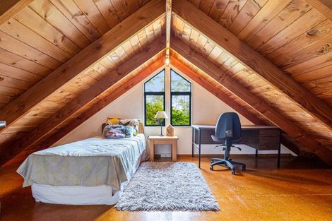 Photo of property in 27 Wintour Road, Waimauku, 0812