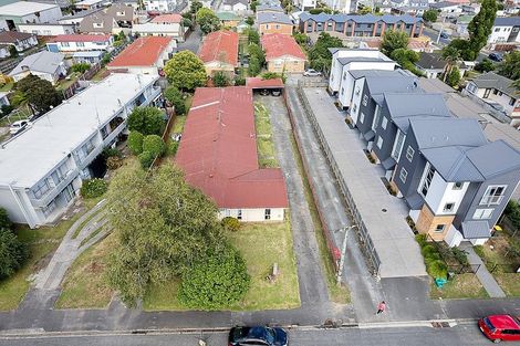 Photo of property in 43 Cameron Road, Bluff Hill, Napier, 4110