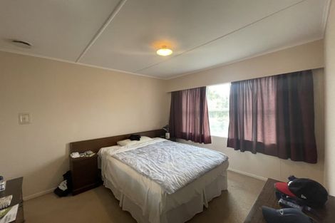 Photo of property in 88 Target Road, Totara Vale, Auckland, 0629