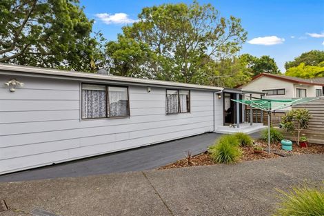 Photo of property in 17a Newington Road, Henderson, Auckland, 0612