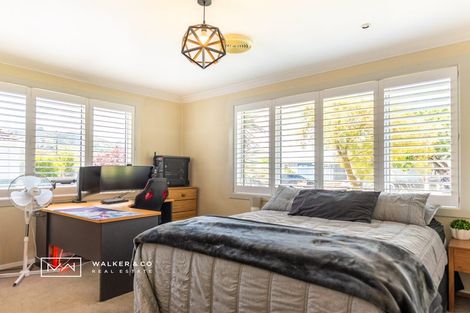 Photo of property in 31 Royal Street, Upper Hutt Central, Upper Hutt, 5018