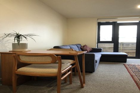 Photo of property in Pirie Street Townhouses, 11/35 Pirie Street, Mount Victoria, Wellington, 6011