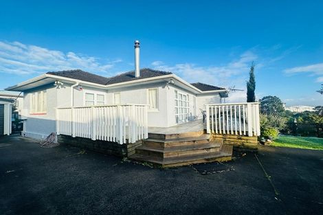 Photo of property in 1/23 View Road, Henderson, Auckland, 0612