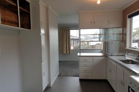 Photo of property in 92 Te Atatu Road, Te Atatu South, Auckland, 0610