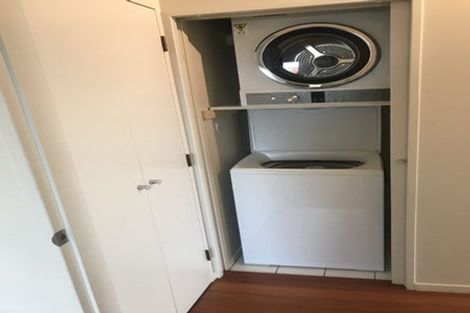 Photo of property in 143a Seatoun Heights Road, Miramar, Wellington, 6022