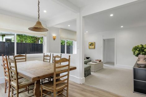 Photo of property in 17 Searells Road, Strowan, Christchurch, 8052