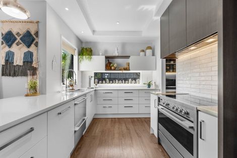 Photo of property in 11 Natalie Place, Harewood, Christchurch, 8051