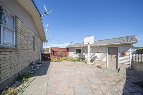 Photo of property in 17 Mclean Street, Hawera, 4610