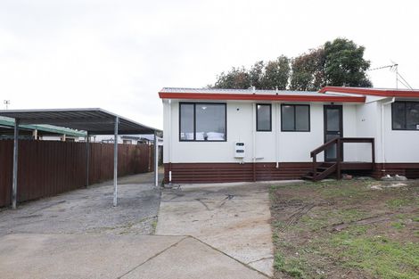 Photo of property in 4/7 Barneys Farm Road, Clendon Park, Auckland, 2103