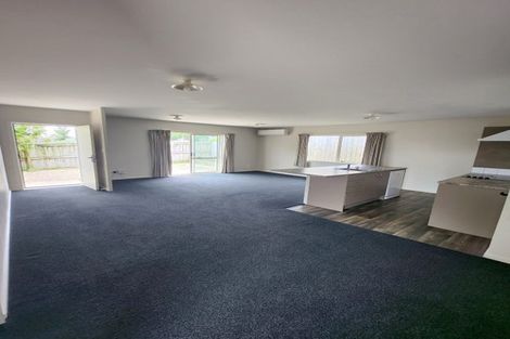 Photo of property in 202 Ballintoy Park Drive, Welcome Bay, Tauranga, 3175
