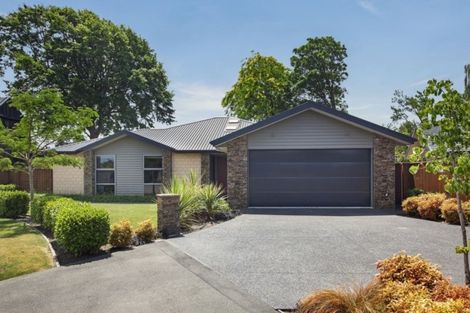 Photo of property in 11 Nightingale Place, Papanui, Christchurch, 8053