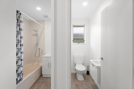 Photo of property in 79 Norfolk Crescent, Otaki Beach, Otaki, 5512