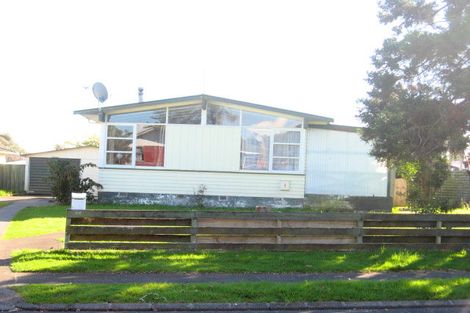 Photo of property in 20 Heybridge Street, Manurewa, Auckland, 2102