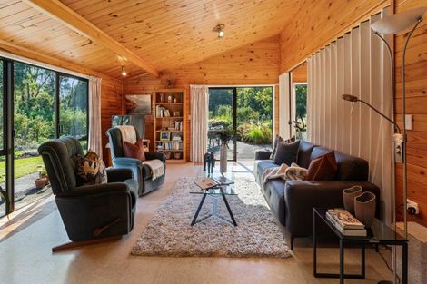 Photo of property in 5 Wi Tupaea Road, Waihau Bay, Opotiki, 3199