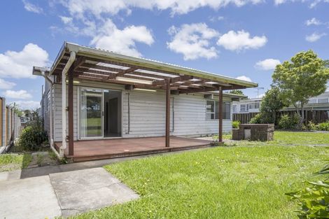 Photo of property in 58 Cascades Road, Pakuranga Heights, Auckland, 2010