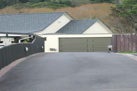 Photo of property in 5 Clinker Grove, Silverstream, Upper Hutt, 5019