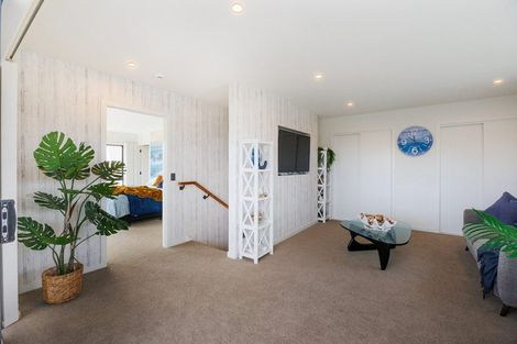 Photo of property in 29a Marine Parade South, Foxton Beach, Foxton, 4815