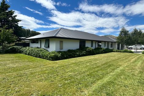 Photo of property in 51 Howards Drive, Lake Hayes, Queenstown, 9304