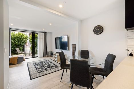 Photo of property in 2/8 New Brighton Road, Shirley, Christchurch, 8061