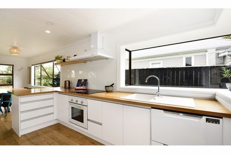 Photo of property in 6 Lord Rutherford Road North, Brightwater, 7022