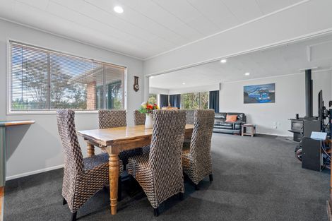 Photo of property in 620 Western Lake Road, Western Lake, Featherston, 5773