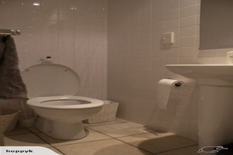 Photo of property in 2/48 May Street, Mount Maunganui, 3116