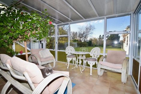 Photo of property in 18 Kent Street, Carterton, 5713