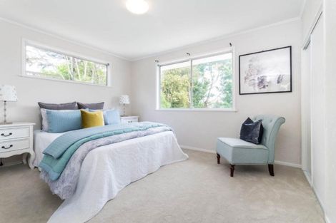 Photo of property in 31 Weatherly Road, Torbay, Auckland, 0630