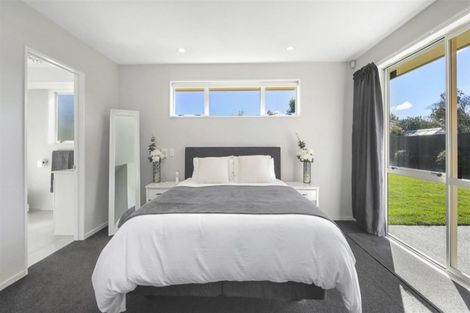Photo of property in 38 Forest Drive, Parklands, Christchurch, 8083