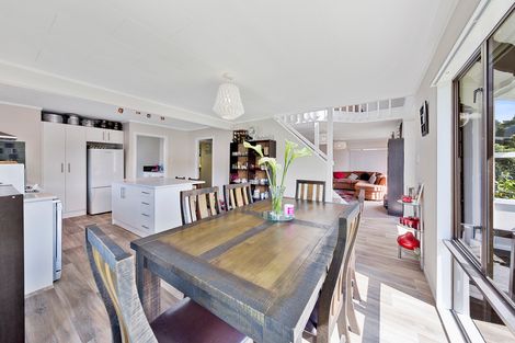 Photo of property in 8 Pinehurst Place, Wattle Downs, Auckland, 2103