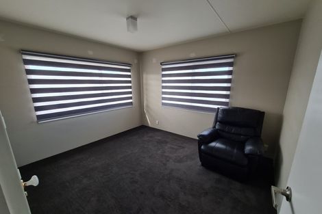 Photo of property in 2/21 Southview Place, Wattle Downs, Auckland, 2102