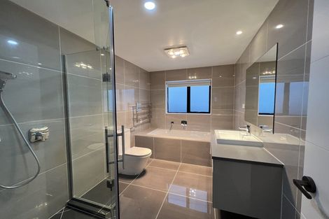 Photo of property in 55c Potter Avenue, Northcote, Auckland, 0627