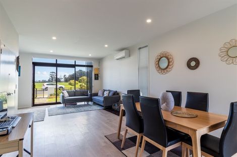 Photo of property in 7 Battalion Drive, Papakura, 2110