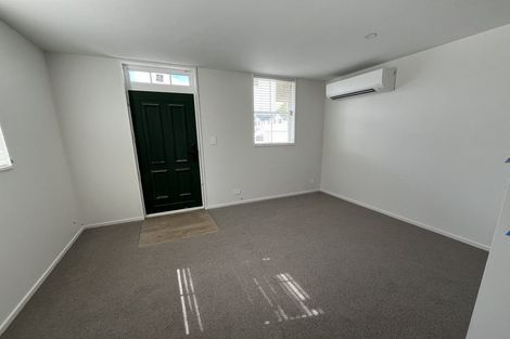 Photo of property in 2/30 Hargest Crescent, Sydenham, Christchurch, 8023