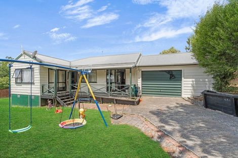 Photo of property in 14 Mile Place, Henderson, Auckland, 0612