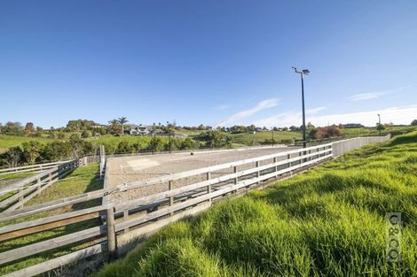 Photo of property in 53 Broadwood Rise, Kumeu, 0892
