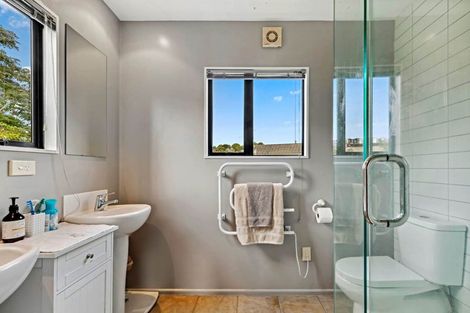 Photo of property in 6 Widdison Place, Albany, Auckland, 0632