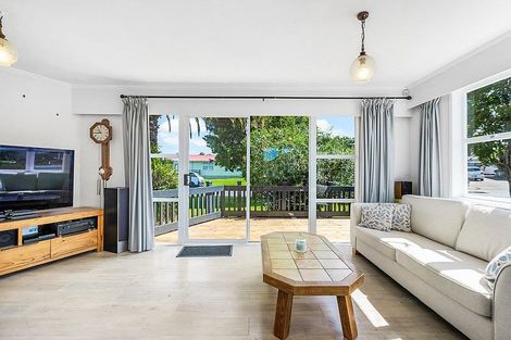 Photo of property in 101 Cargill Street, Papakura, 2110