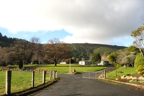 Photo of property in 64 Orokonui Road, Waitati, 9085