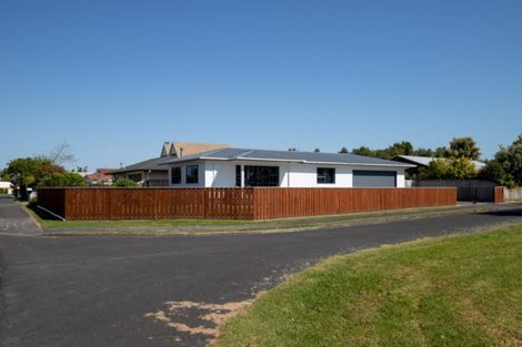 Photo of property in 1 Mcmillan Street, Ngatea, 3503