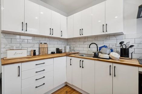 Photo of property in 10/17a Miro Street, Trentham, Upper Hutt, 5018