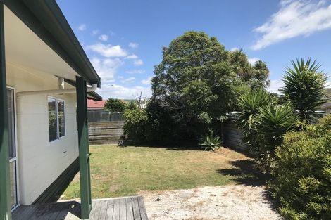 Photo of property in 11b Lyn Grove, Papamoa Beach, Papamoa, 3118